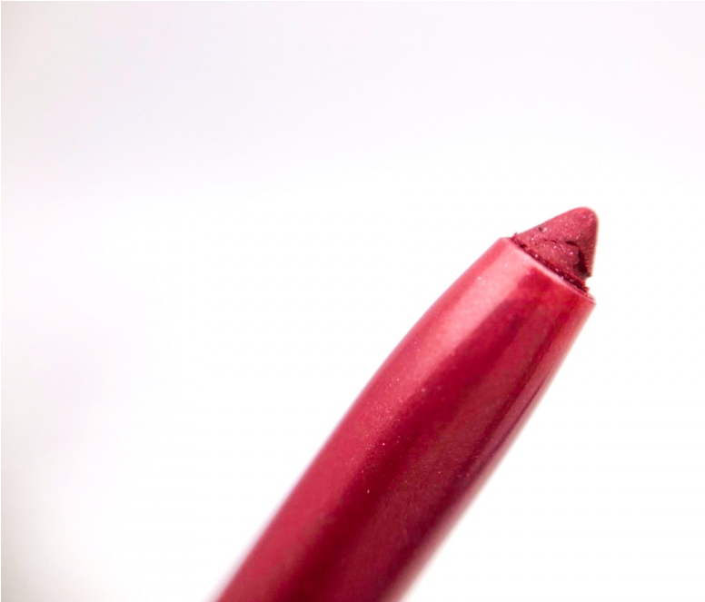 Автоматический карандаш для губ Miss Tais 961