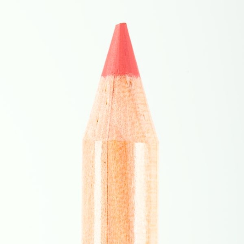 Профессиональный контурный карандаш для губ Miss Tais 767