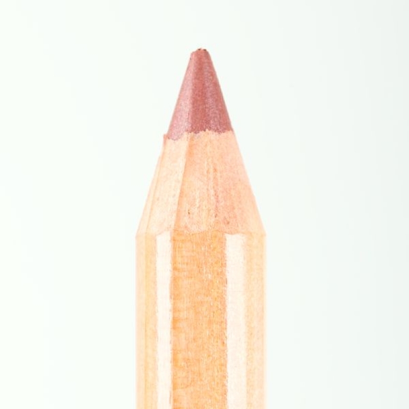 Профессиональный контурный карандаш для губ Miss Tais 771