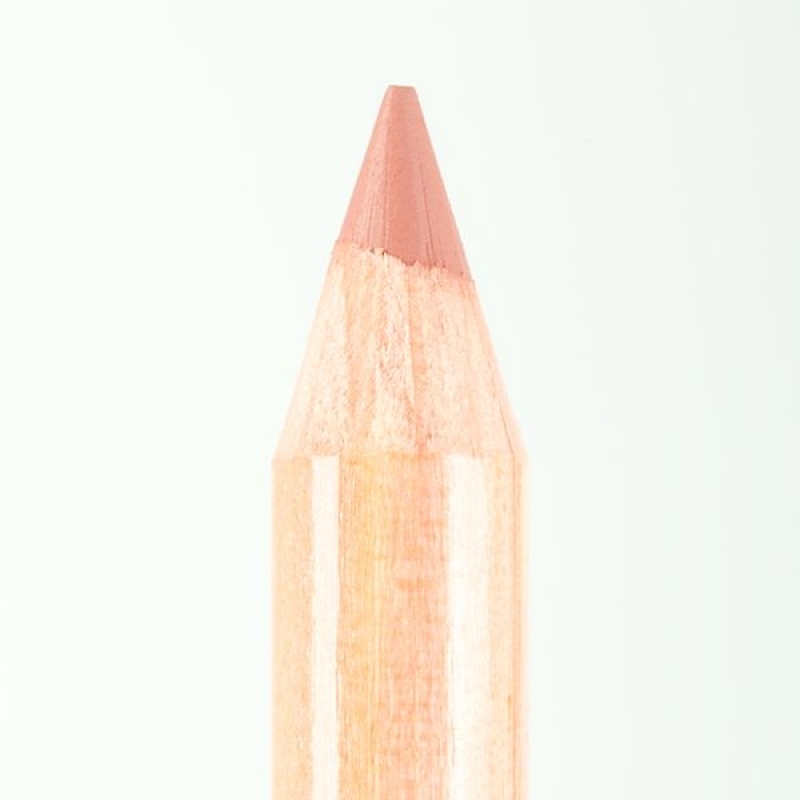 Профессиональный контурный карандаш для губ Miss Tais 780