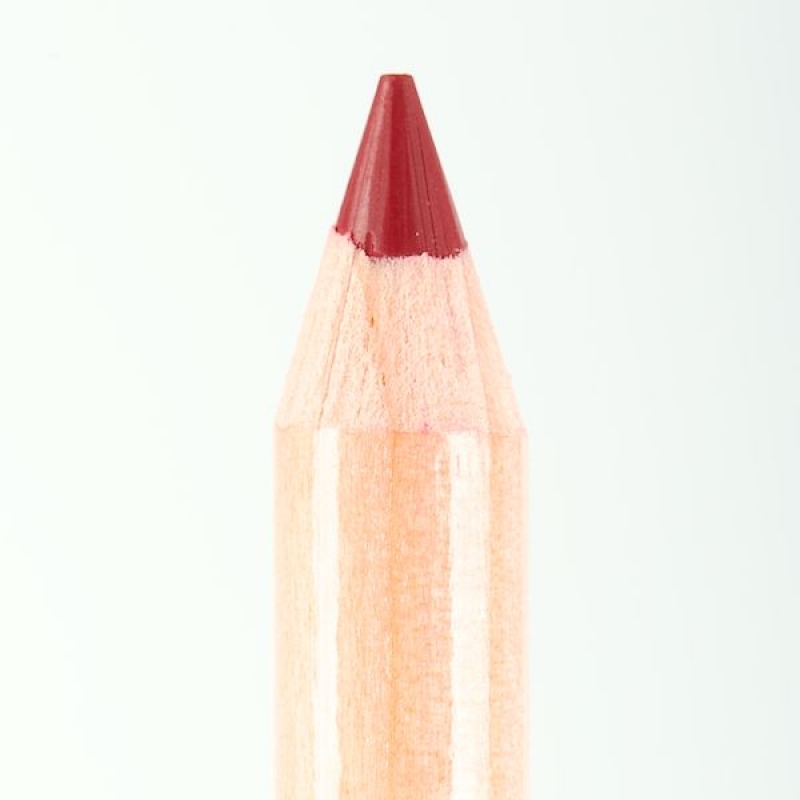 Профессиональный контурный карандаш для губ Miss Tais 759