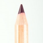 Профессиональный контурный карандаш для губ Miss Tais 758
